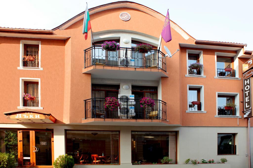 Lucky Hotel Veliko Tarnovo Kültér fotó